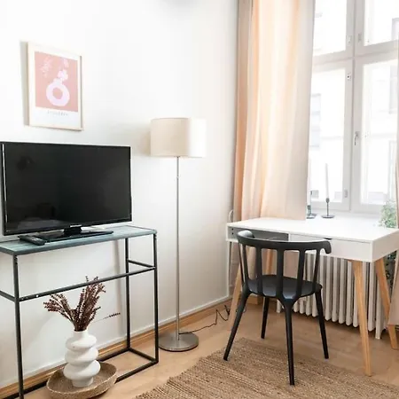 Poista 2ndhomes Quiet By The Esplanade Park * Helsinki